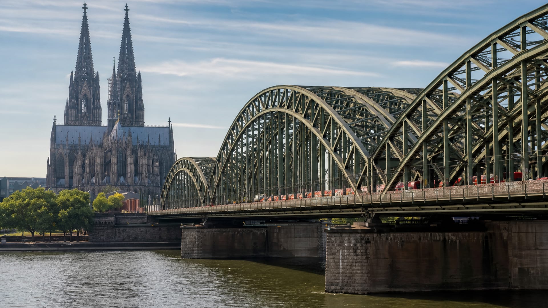 Köln travel guide: How to experience the city without rushing 27 Day 1: Arrival and Adjustment