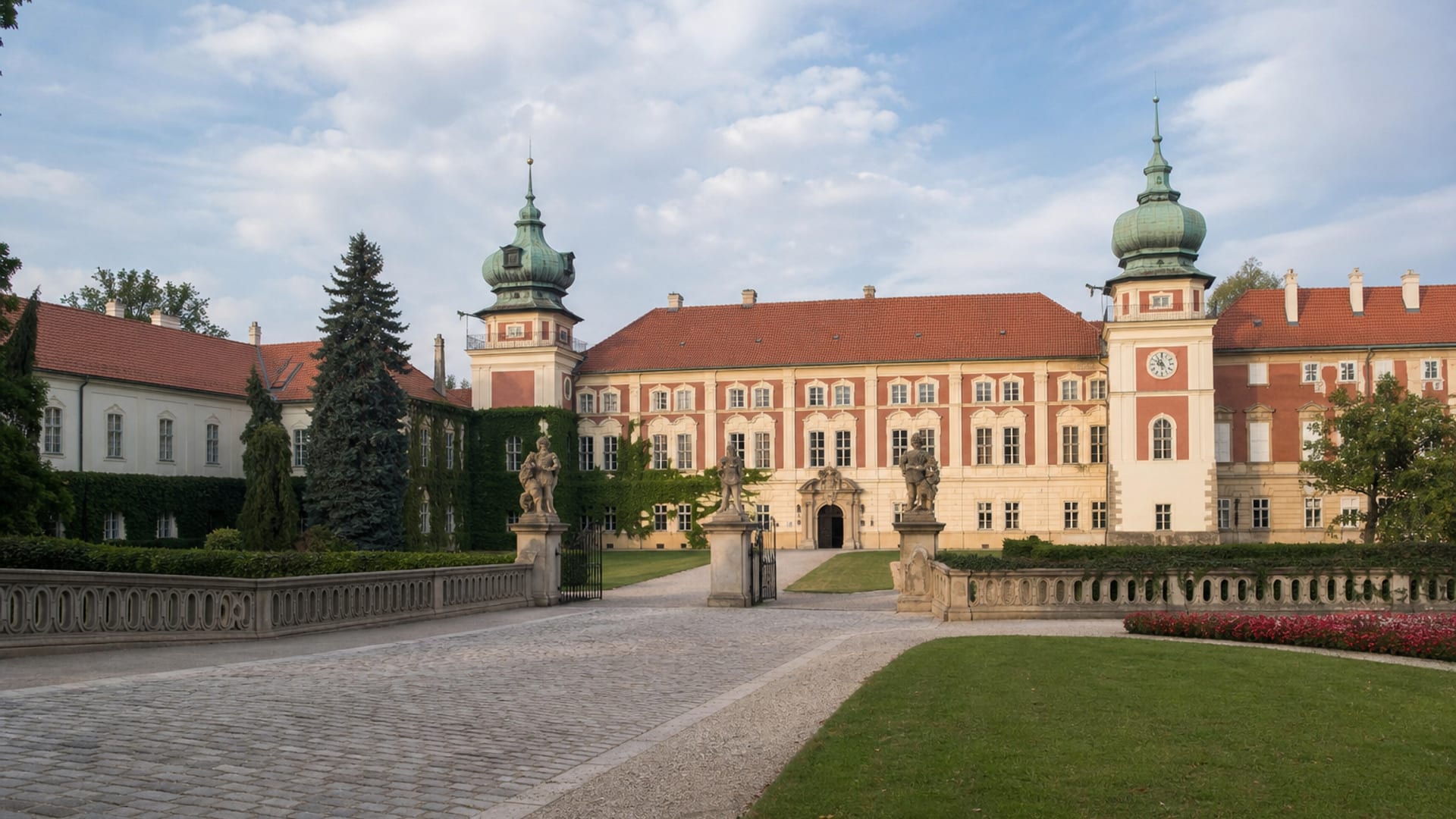 Rzeszów travel guide: How to experience the city without rushing 29 Day 3: Łańcut Castle Day Trip