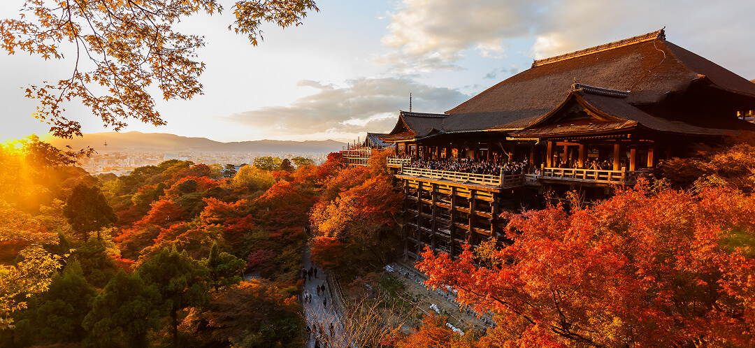 Best business class destinations for fall 2026 2 kyoto japan autumn business class destination