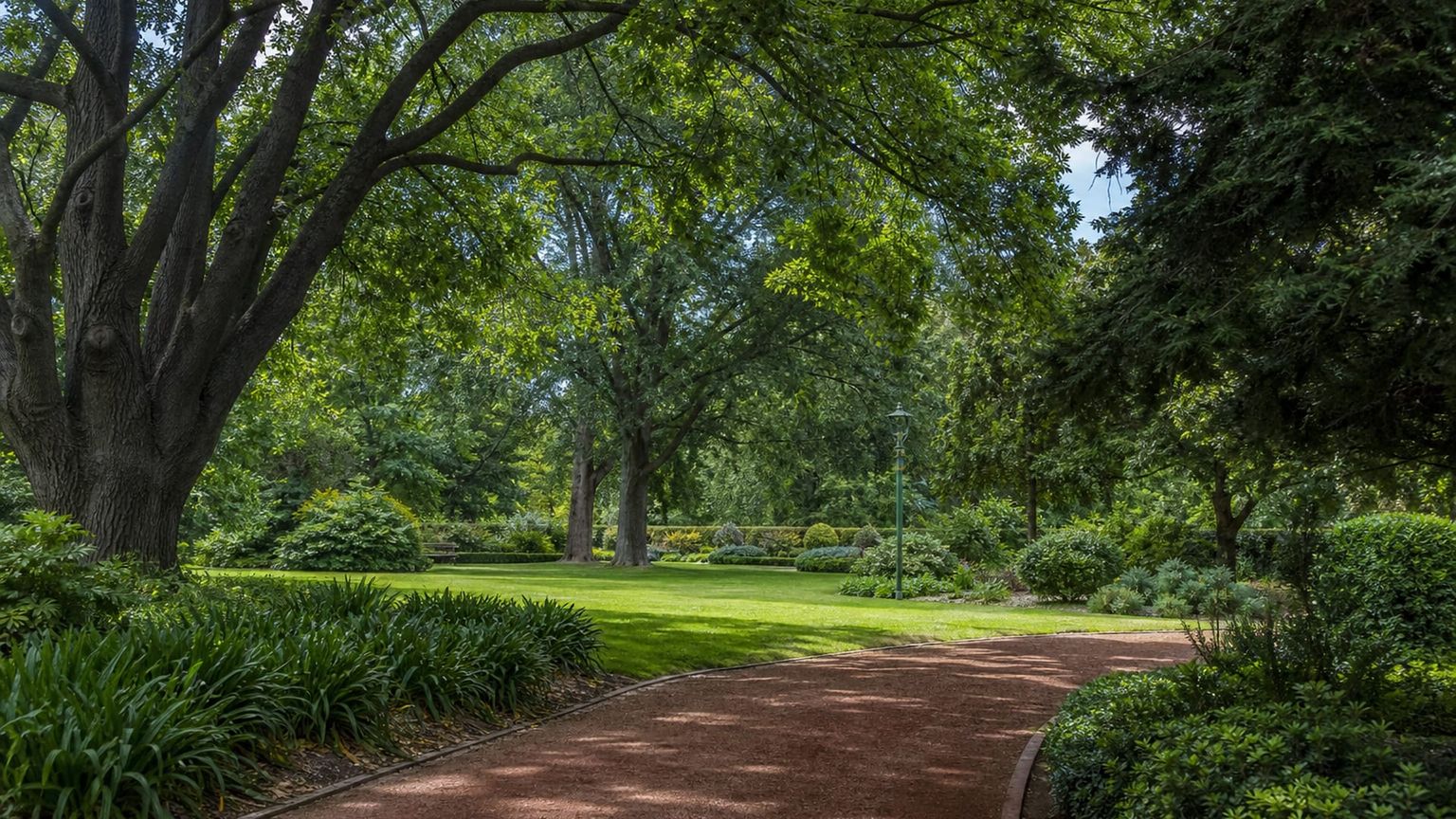 Albury travel guide: How to experience the city without rushing 27 Day 2: Gardens and MAMA