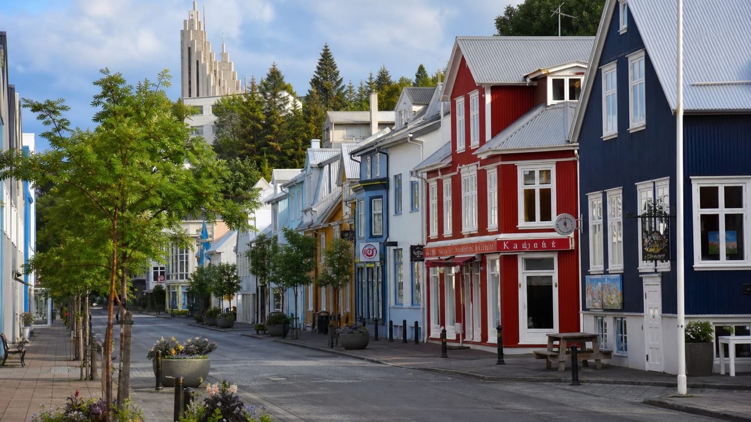 Akureyri travel guide: How to experience the city without rushing 29 Day 4: Harbor and Old Town