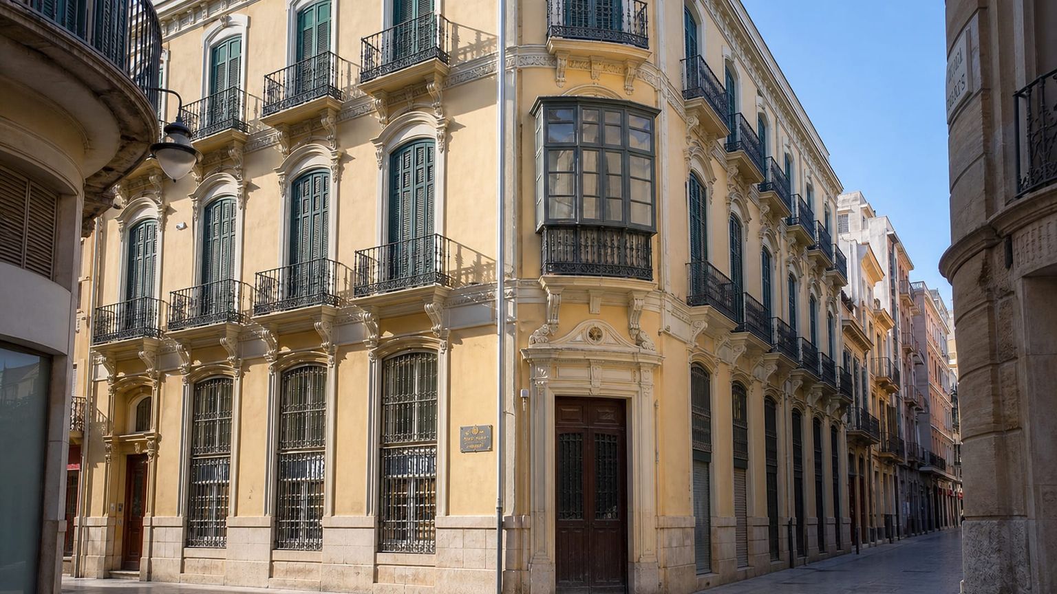 Málaga travel guide: How to experience the city without rushing 26 Day 1: Arrival and Adjustment