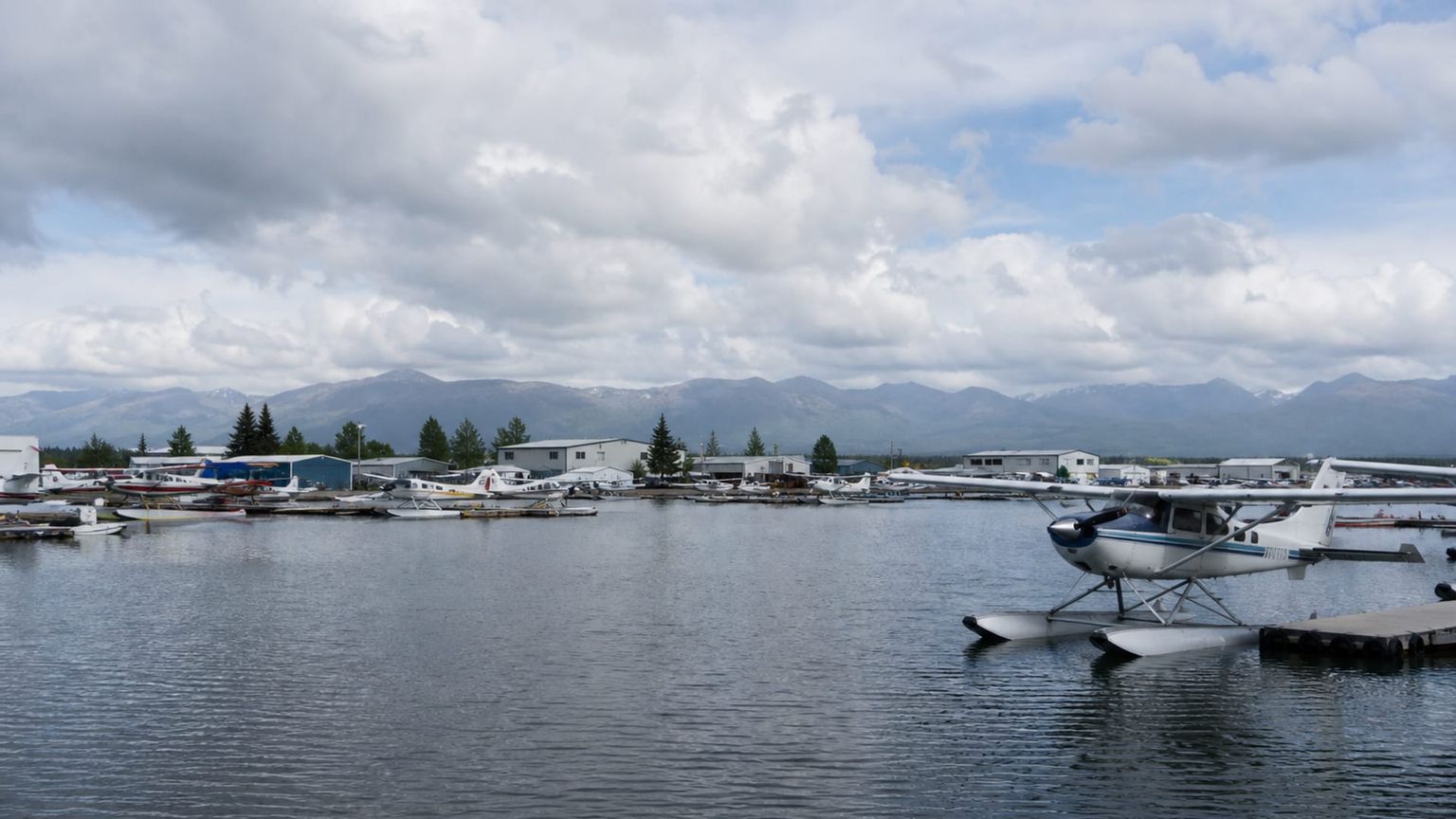 Anchorage travel guide: How to experience the city without rushing 30 Day 4: Lake Hood Aviation
