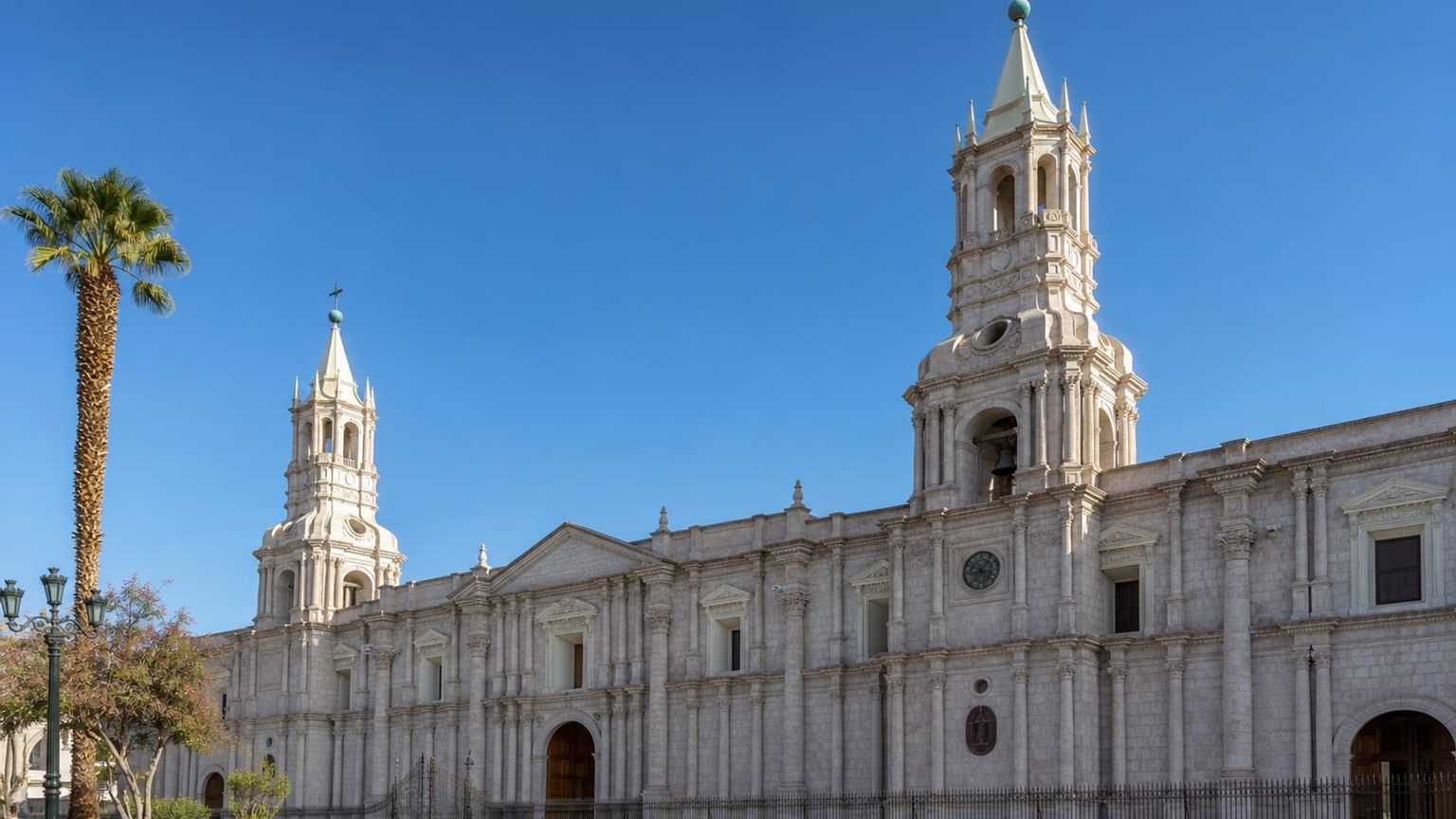 Arequipa travel guide: How to experience the city without rushing 22 Basilica Cathedral of Arequipa