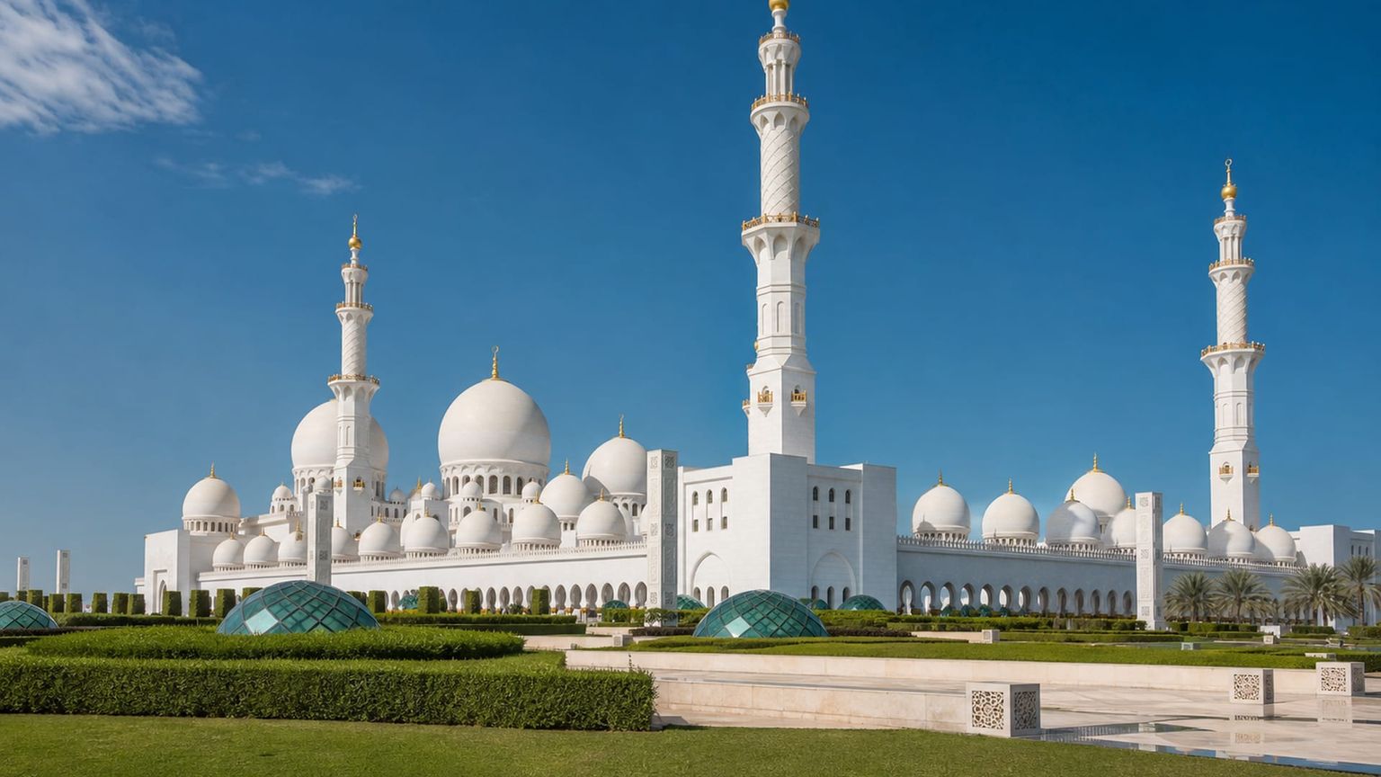 Abu Dhabi travel guide: How to experience the city without rushing 27 Day 2: Mosque and Palace