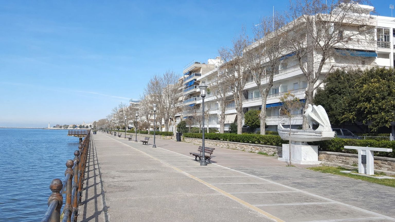 Alexandroupoli travel guide: How to experience the city without rushing 26 Day 1: Arrival and Adjustment