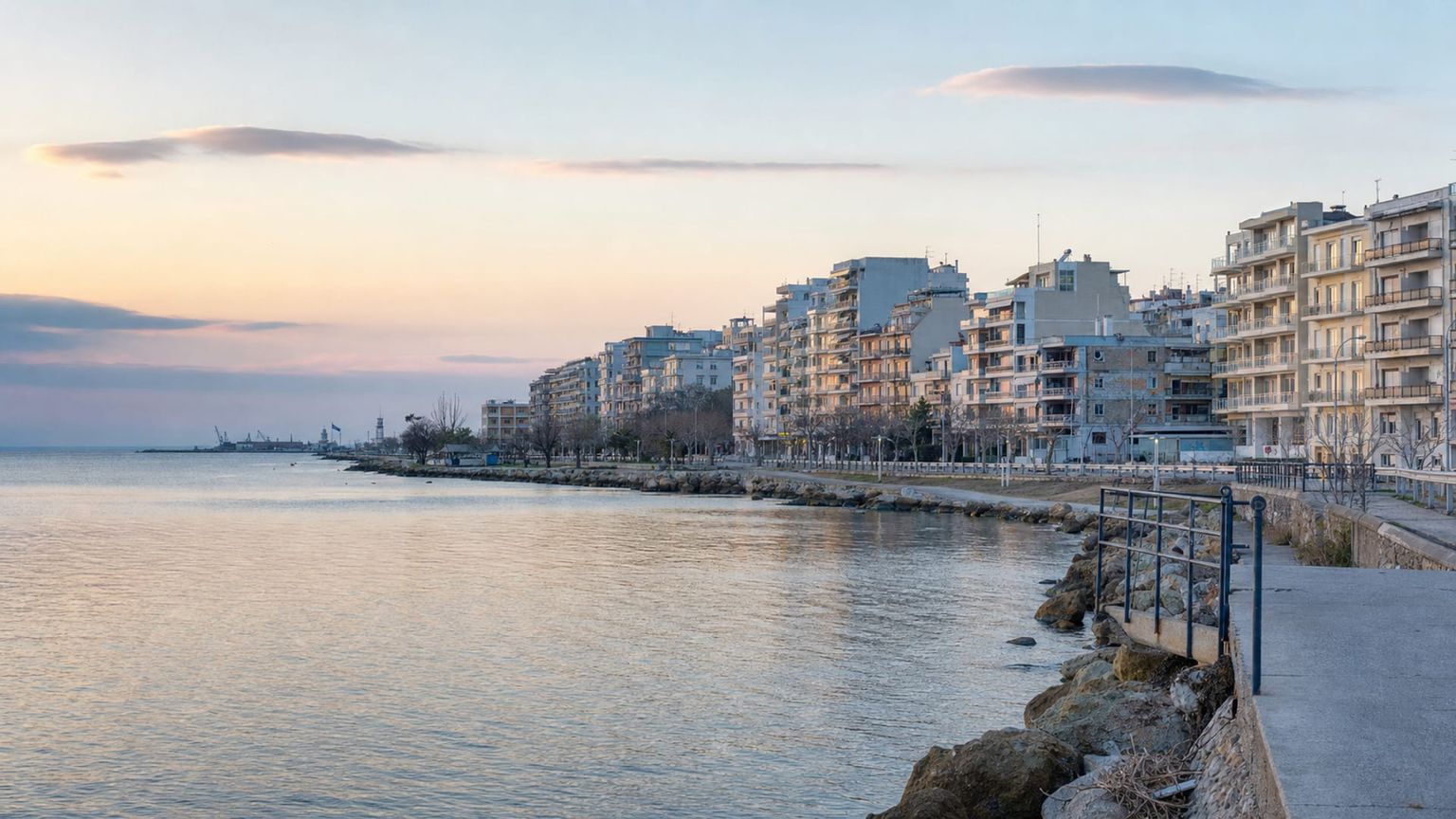 Alexandroupoli travel guide: How to experience the city without rushing 25 Traditional food