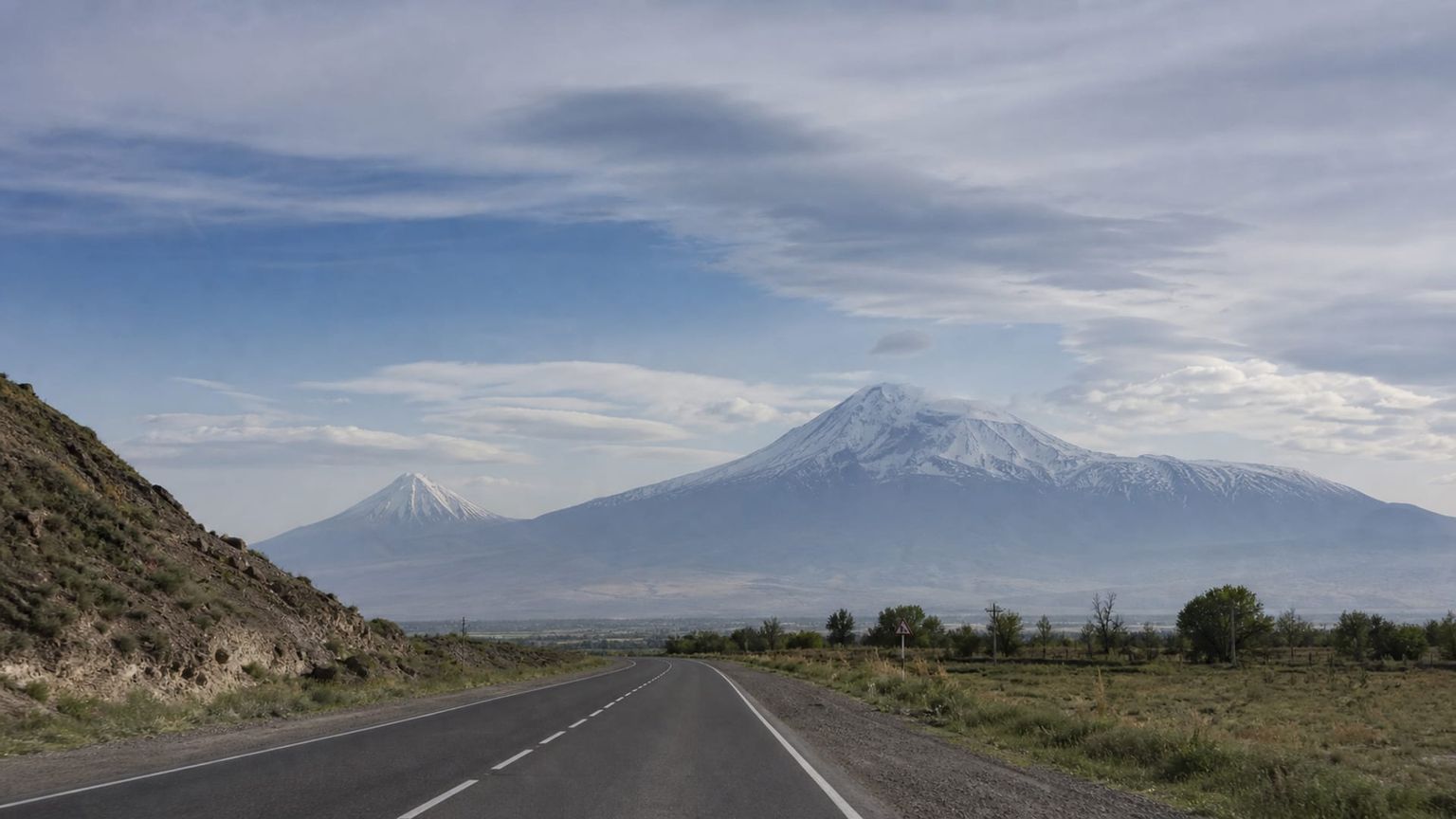 Armenia travel guide: How to experience the city without rushing 31 Business-class flights from the US to Armenia