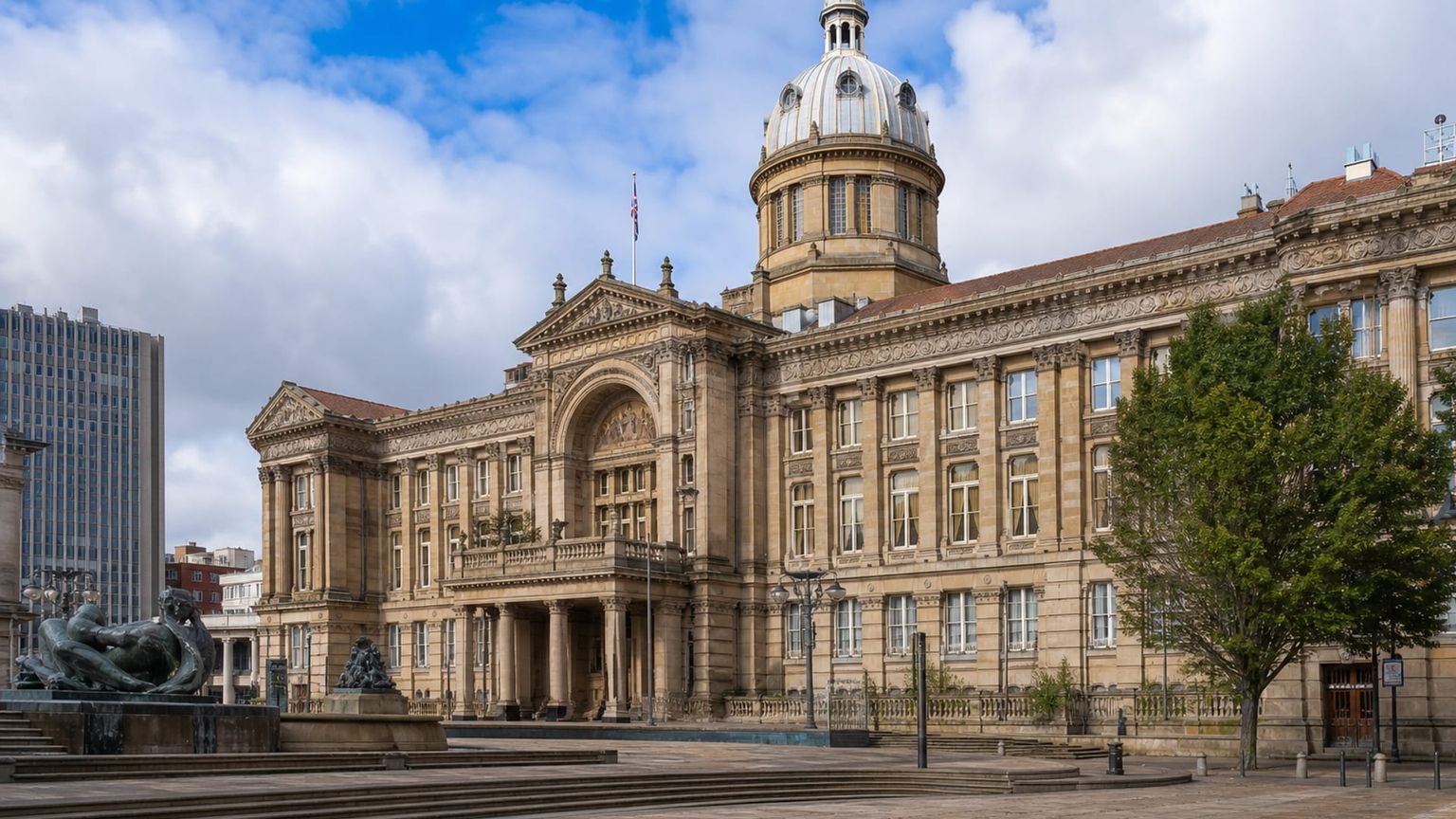 Birmingham travel guide: How to experience the city without rushing 27 Day 1: Arrival and Adjustment