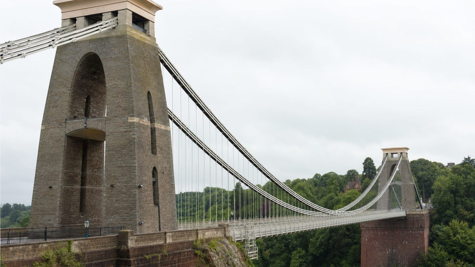 Bristol travel guide: How to experience the city without rushing 26 Day 1: Arrival and Adjustment