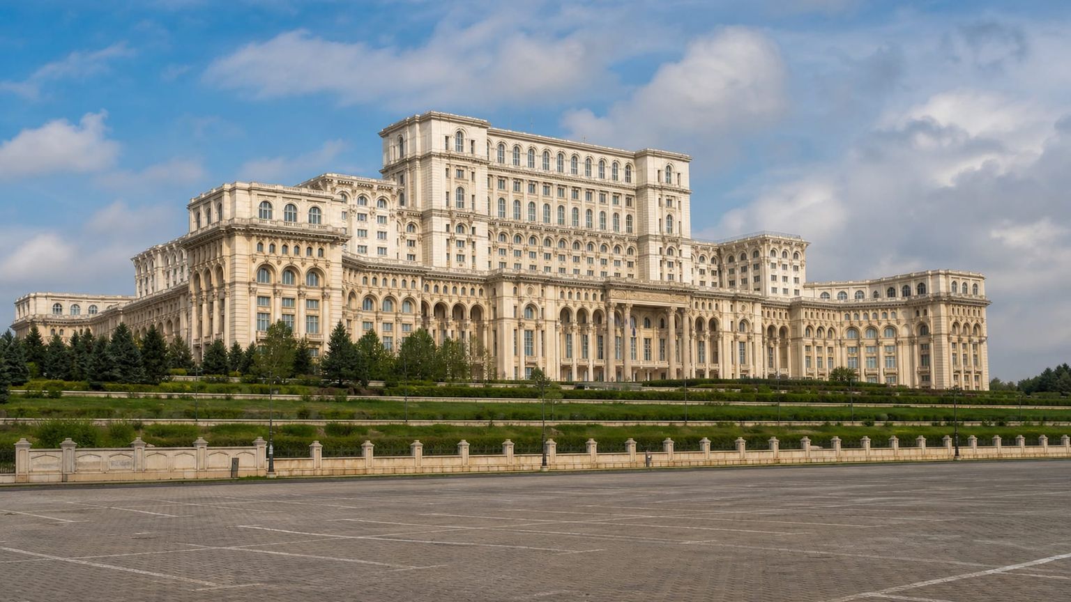 Bucharest travel guide: How to experience the city without rushing 28 Day 3: Parliament and Carol Park