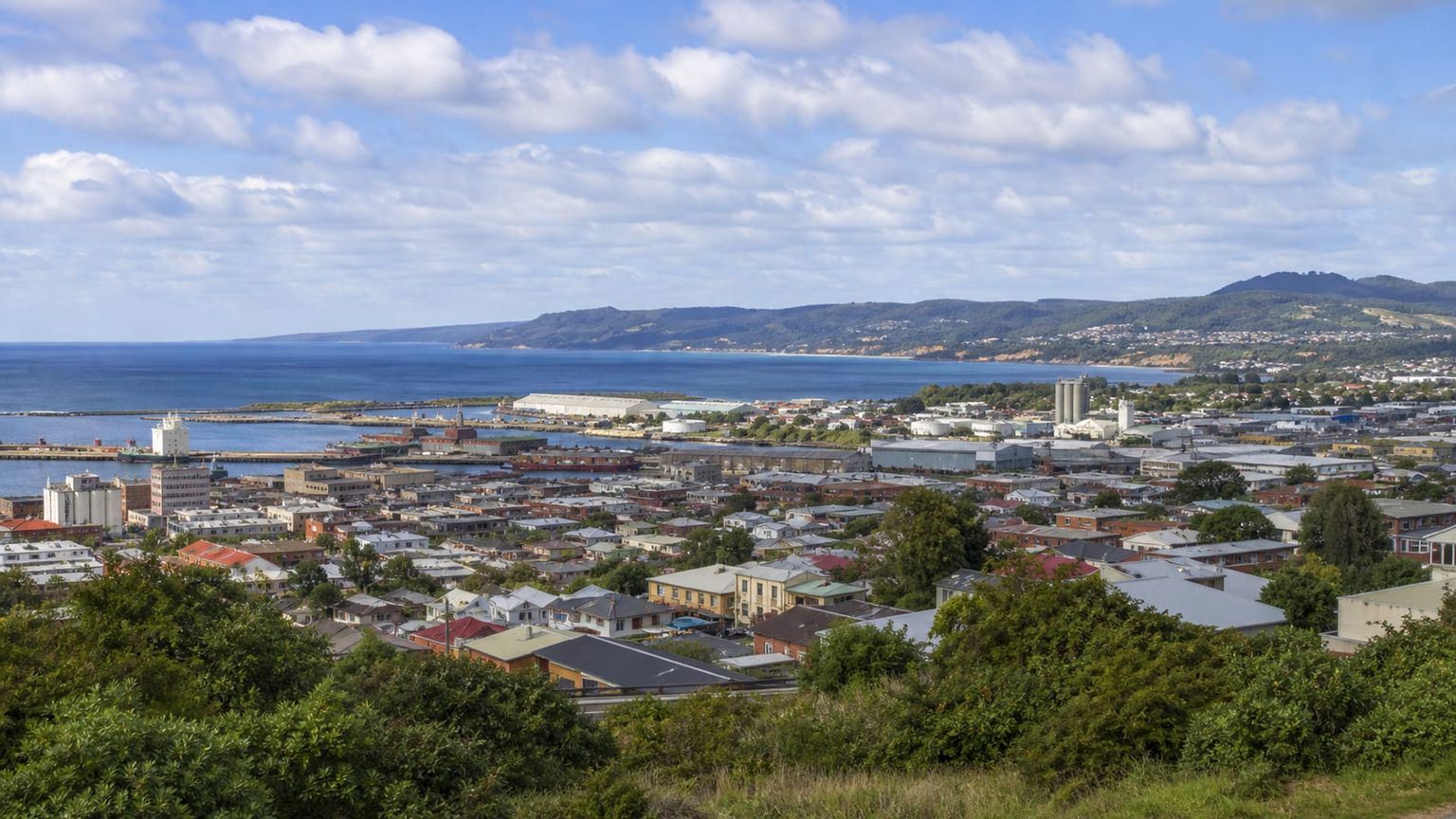 Burnie travel guide: How to experience the city without rushing 31 Business-class flights from the US to Burnie