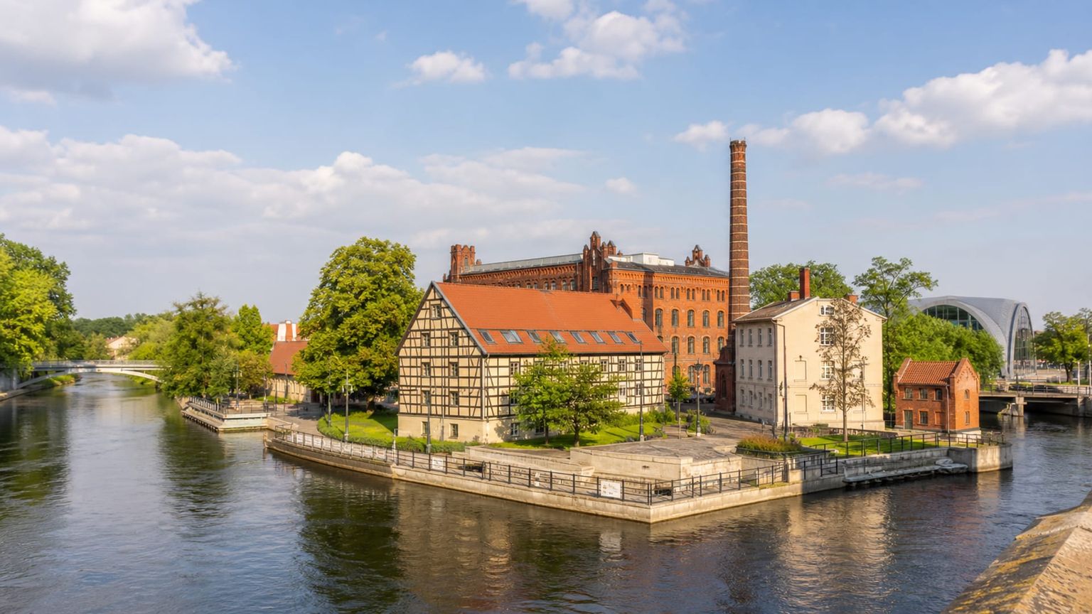 Bydgoszcz travel guide: How to experience the city without rushing 27 Day 2: Mill Island and Old Town