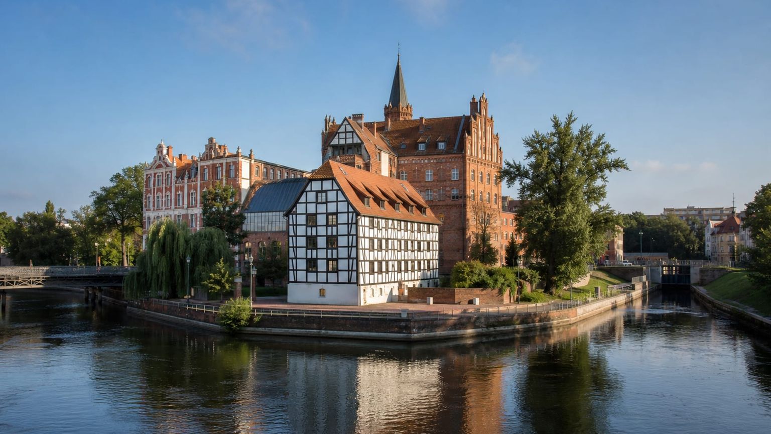 Bydgoszcz travel guide: How to experience the city without rushing 20 Mill Island