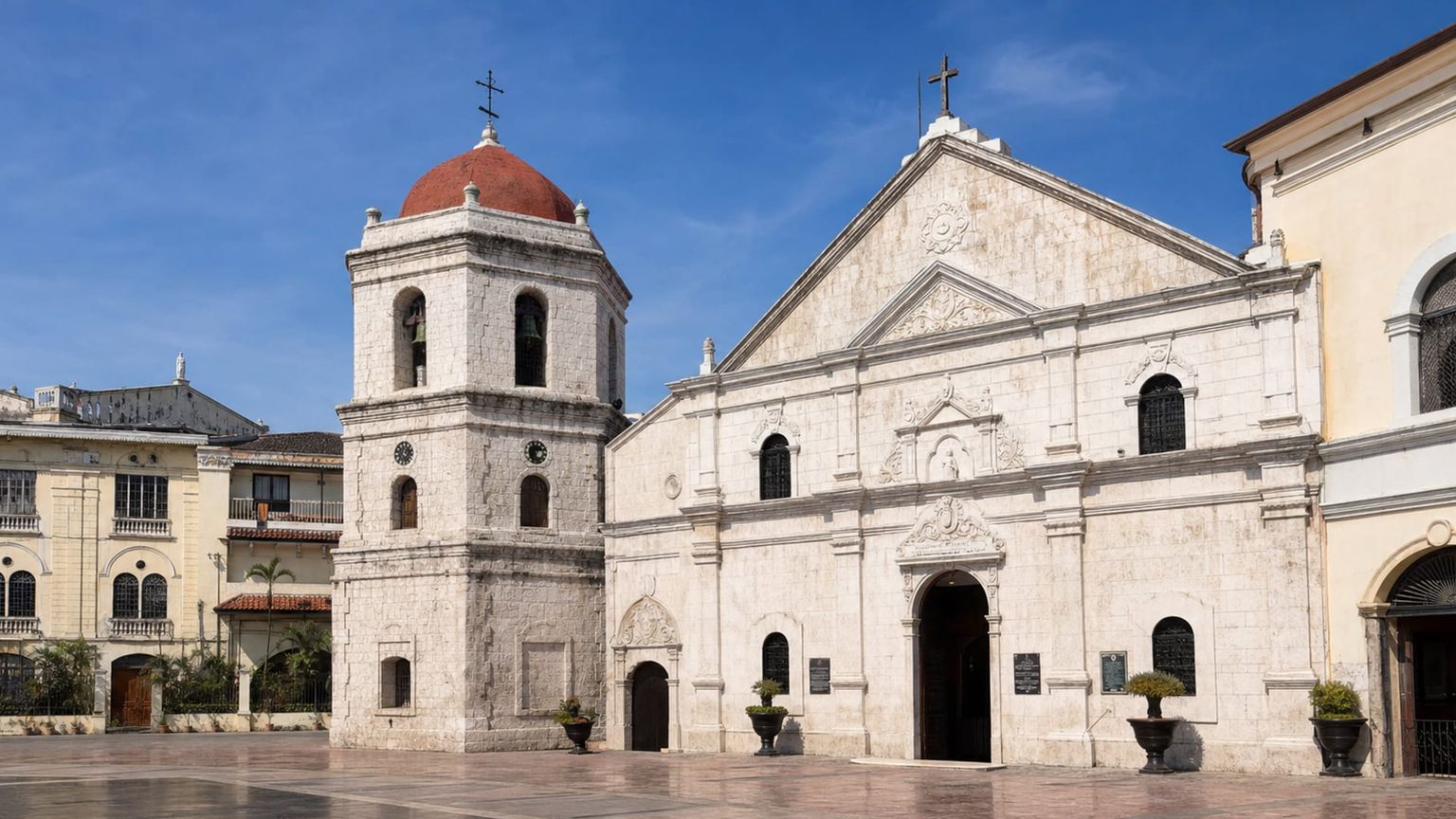 Cebu travel guide: How to experience the city without rushing 20 Basilica Minore del Santo Niño