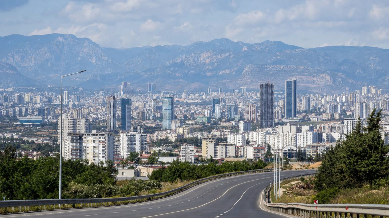 Mersin travel guide: How to experience the city without rushing 31 Business-class flights from the US to Mersin