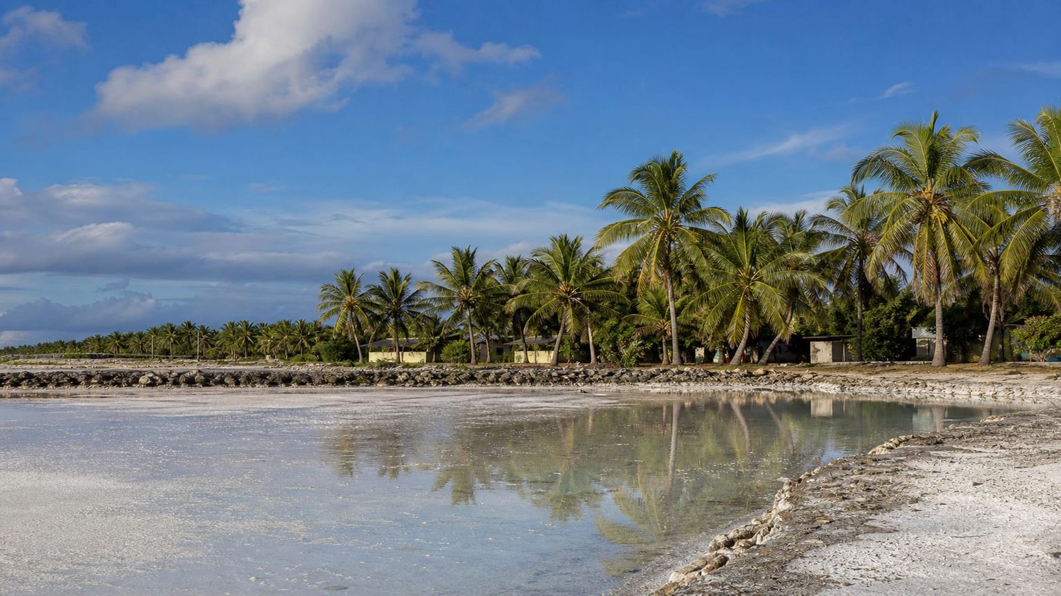 Kiritimati Island travel guide: How to experience the city without rushing 22 Salt Lake