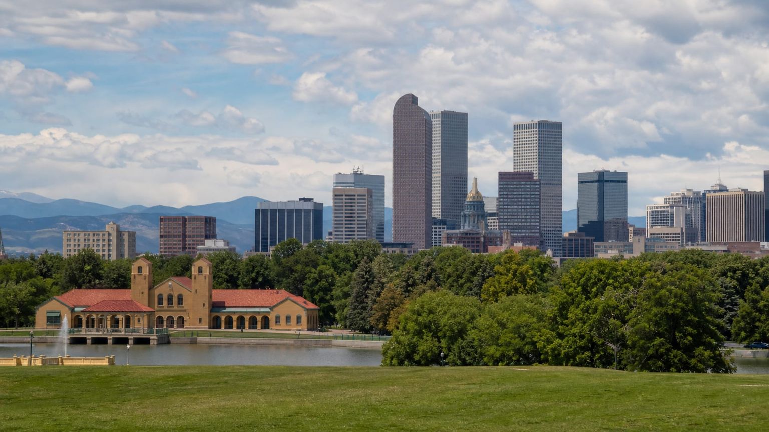 Denver travel guide: How to experience the city without rushing 3 Useful things to know