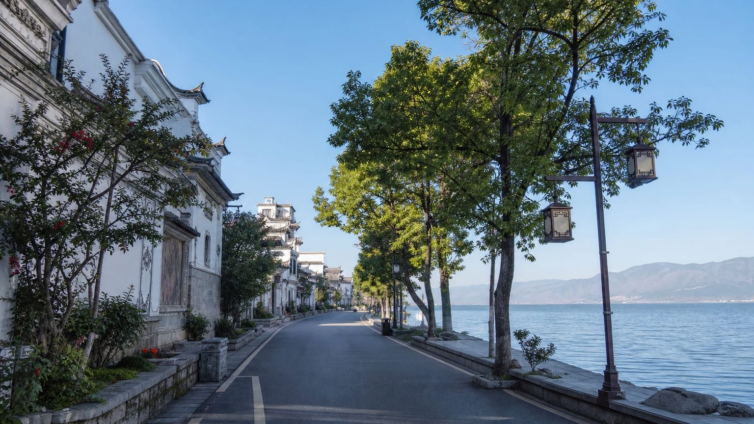 Dali travel guide: How to experience the city without rushing 17 Binhai Road, Erhai Lake
