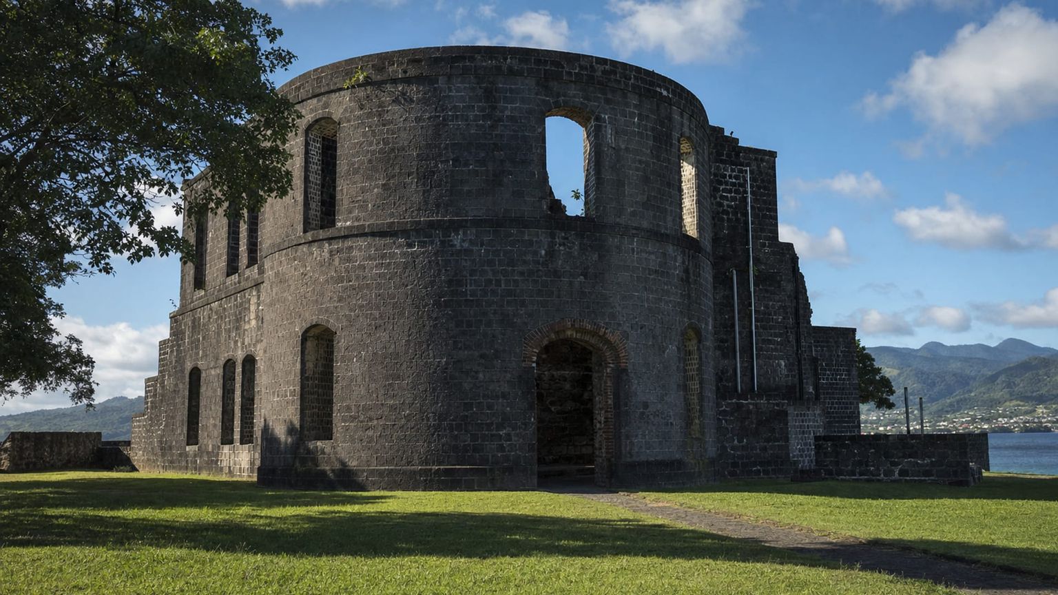 Dominica travel guide: How to experience the city without rushing 20 Fort Shirley, Cabrits National Park