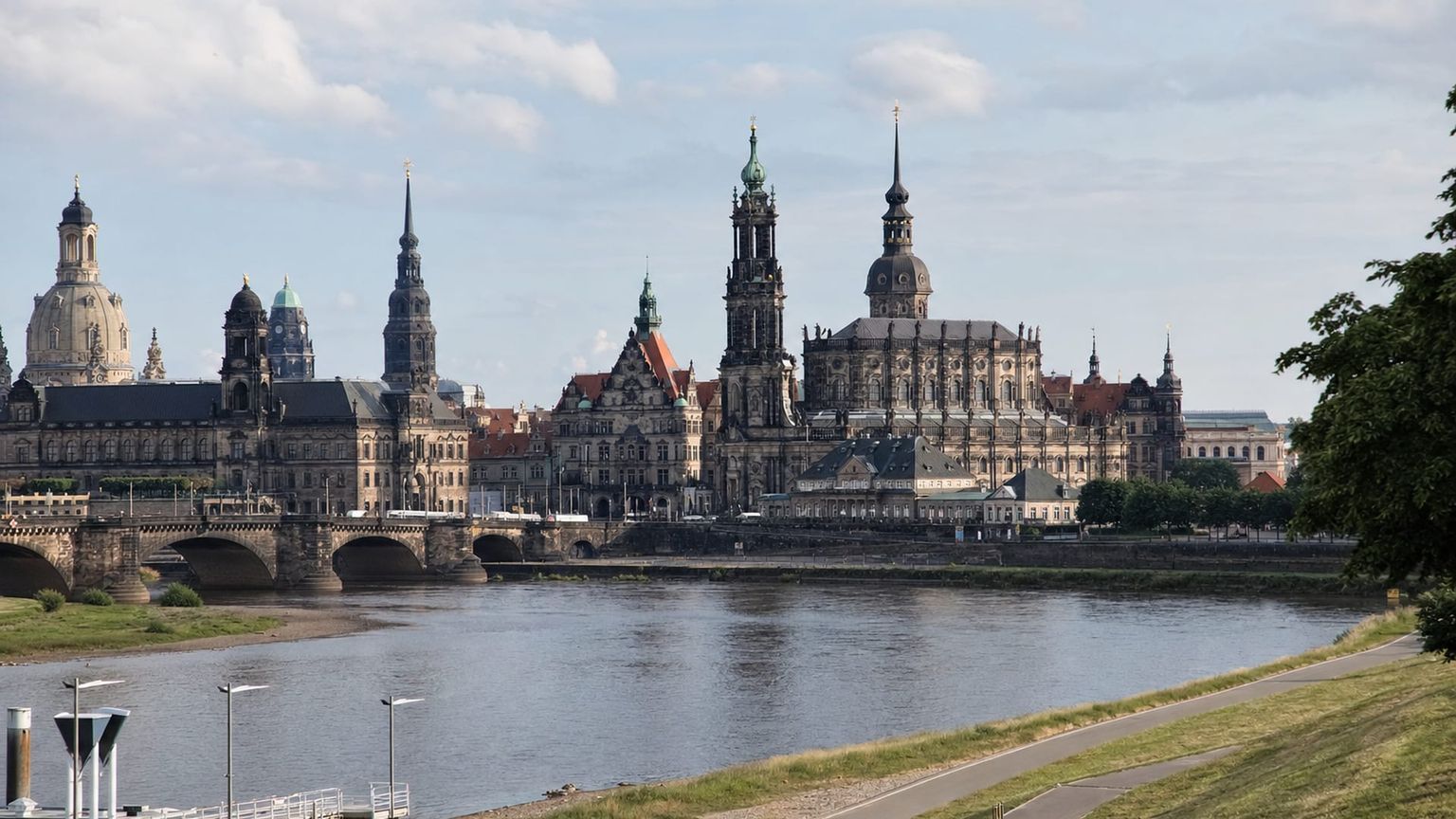 Dresden travel guide: How to experience the city without rushing 31 Business-class flights from the US to Dresden