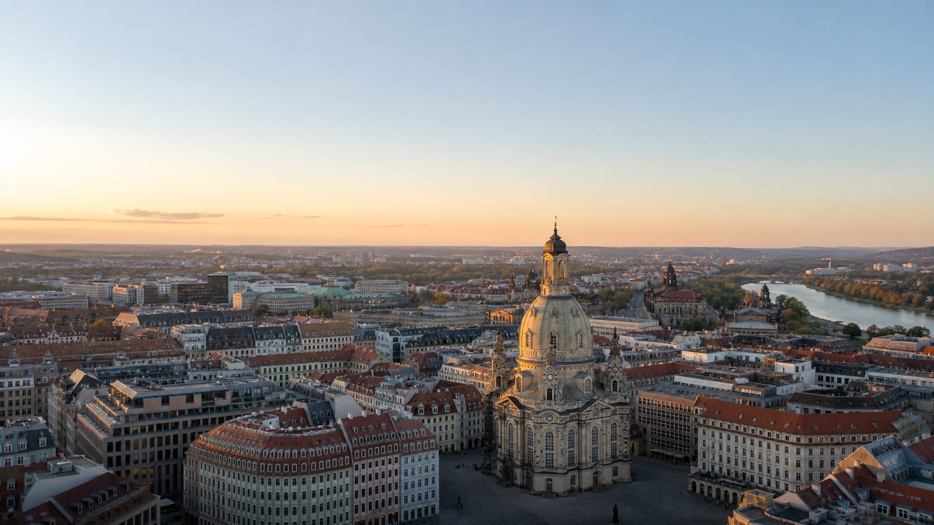 DRS hero Dresden travel guide: How to experience the city without rushing