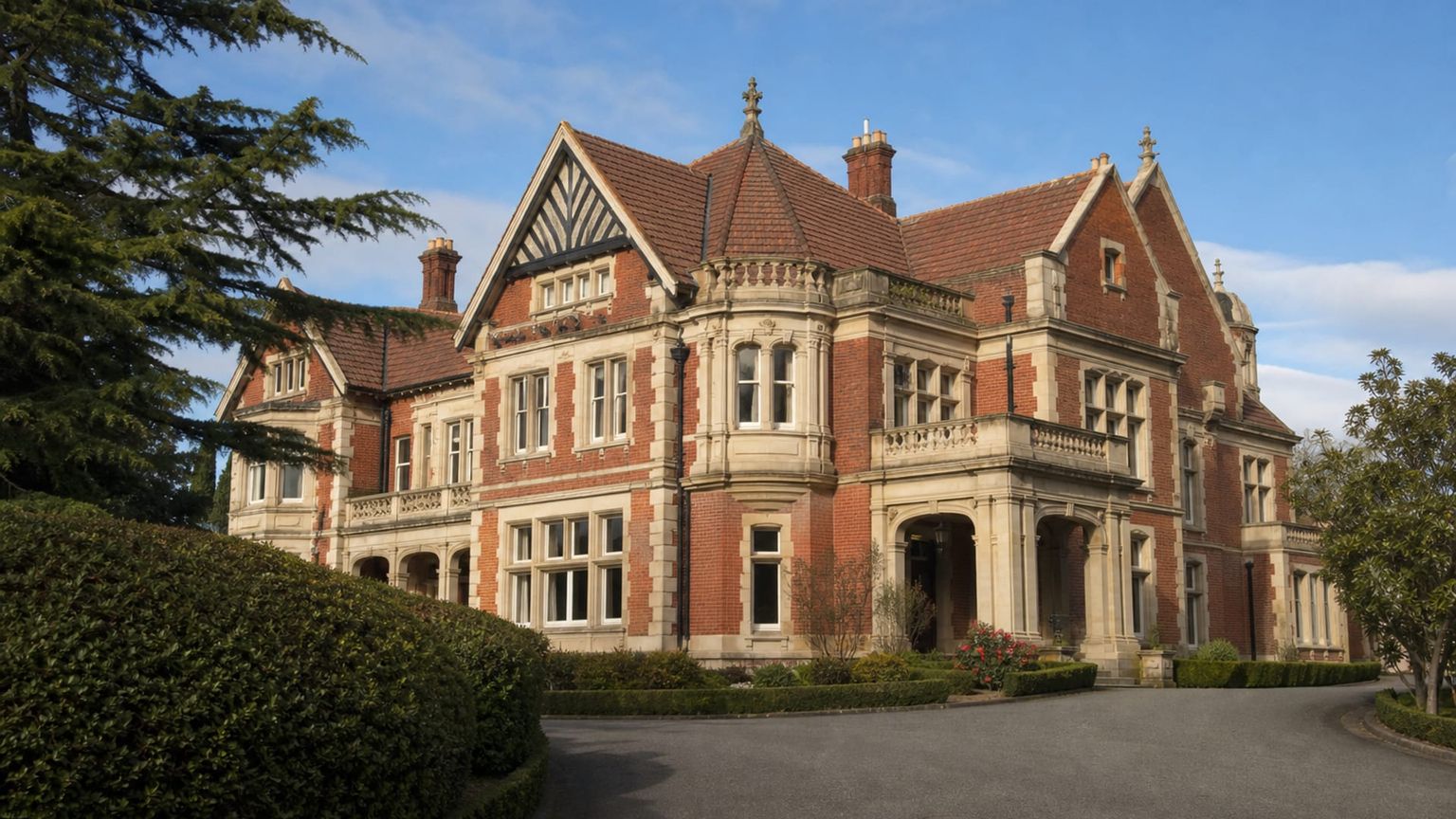 Dunedin travel guide: How to experience the city without rushing 22 Olveston Historic Home
