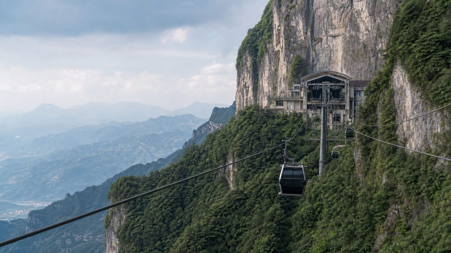 Zhangjiajie travel guide: How to experience the city without rushing 28 Day 3: Tianmen Mountain