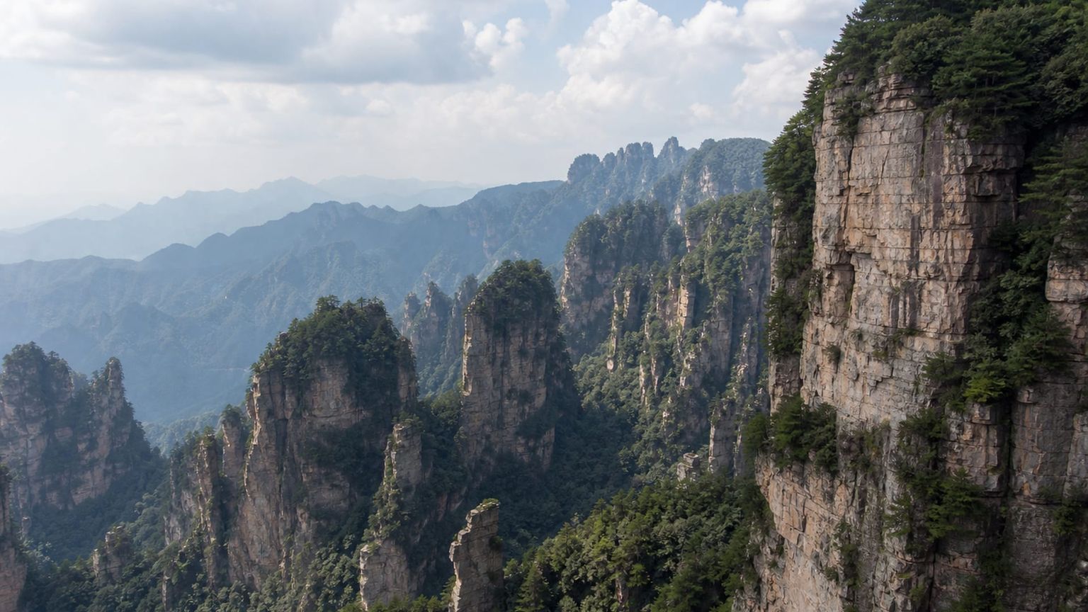Zhangjiajie travel guide: How to experience the city without rushing 30 Day 5: Dayong Ancient City and Departure