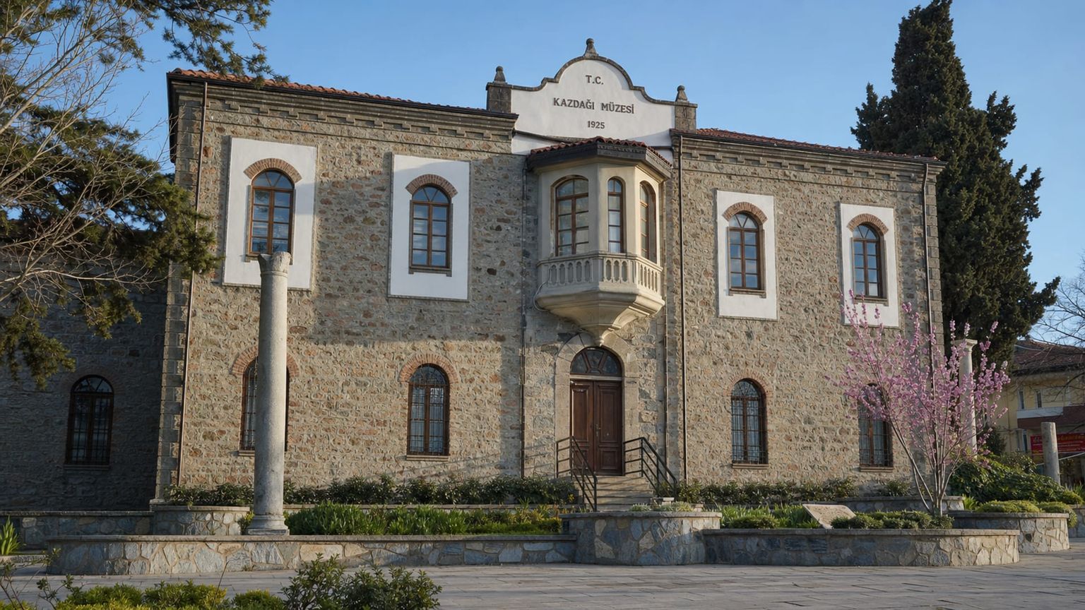 Edremit travel guide: How to experience the city without rushing 23 Kazdağı Museum