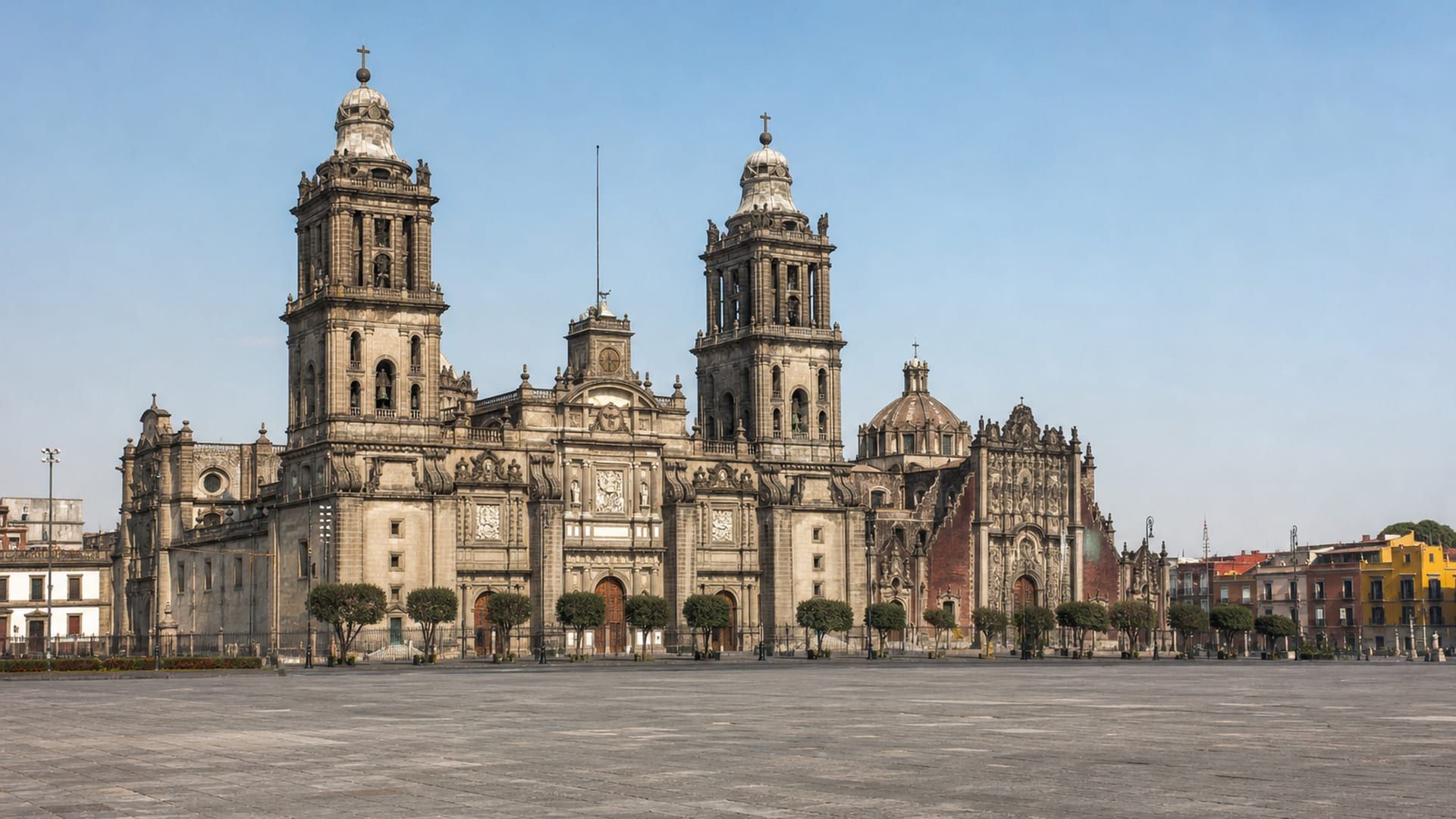 FAO hero Faro travel guide: How to experience the city without rushing