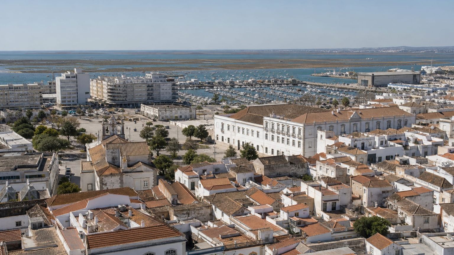 Faro travel guide: How to experience the city without rushing 3 Useful things to know