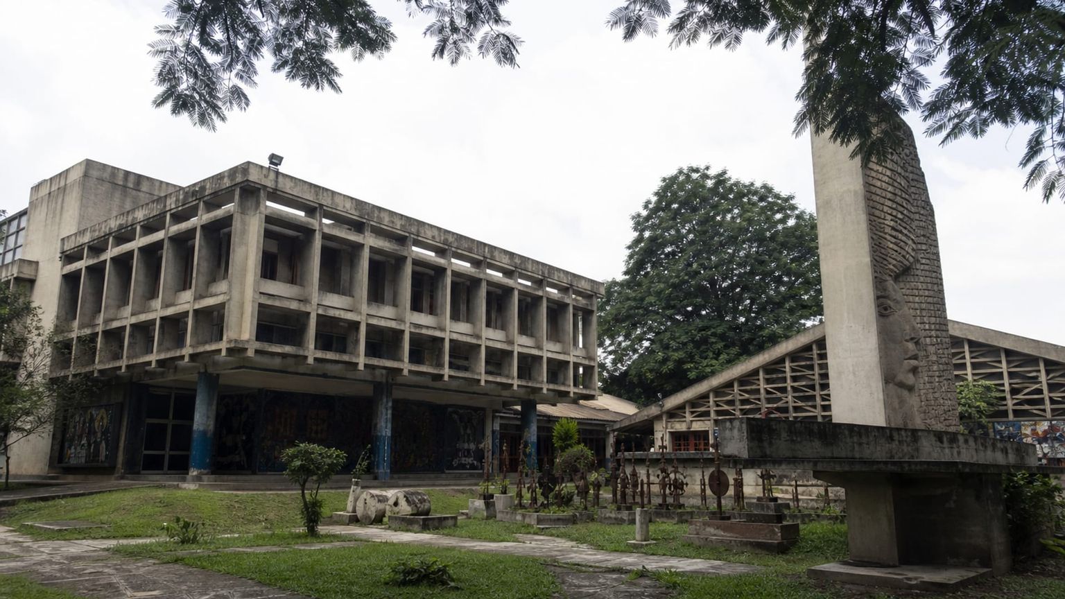 Kinshasa travel guide: How to experience the city without rushing 29 Day 4: Lingwala and Studios
