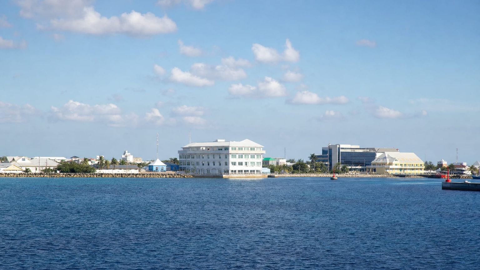 Grand Cayman travel guide: How to experience the city without rushing 32 Business-class flights from the US to Grand Cayman