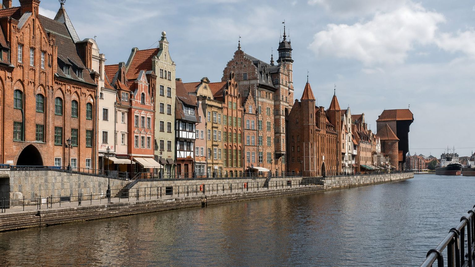 Gdańsk travel guide: How to experience the city without rushing 3 Useful things to know