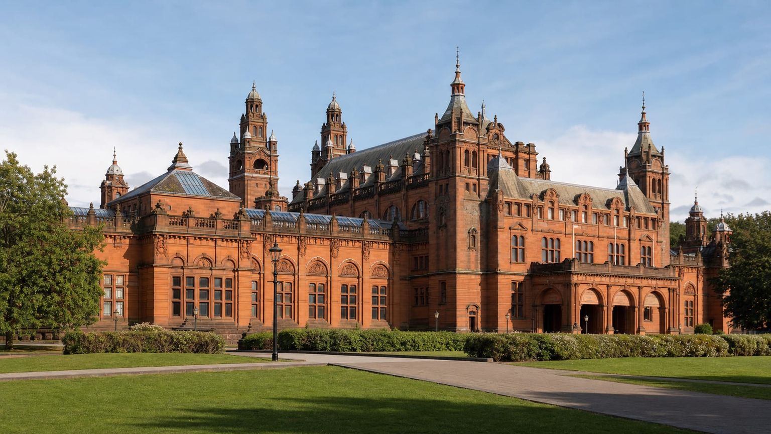 Glasgow travel guide: How to experience the city without rushing 20 Kelvingrove Art Gallery and Museum