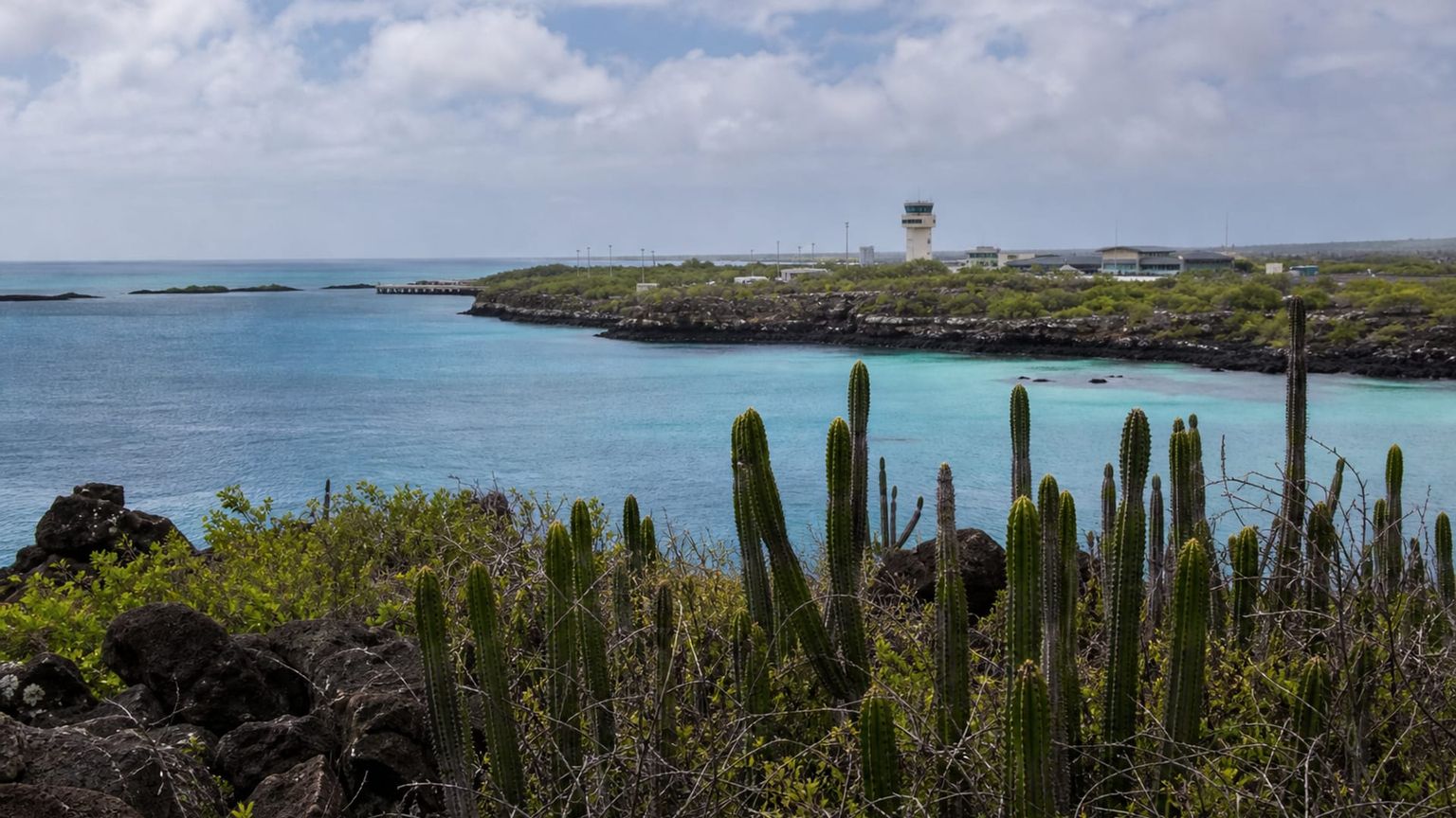 Baltra Island travel guide: How to experience the city without rushing 30 Day 5: Airport Viewpoint and Departure