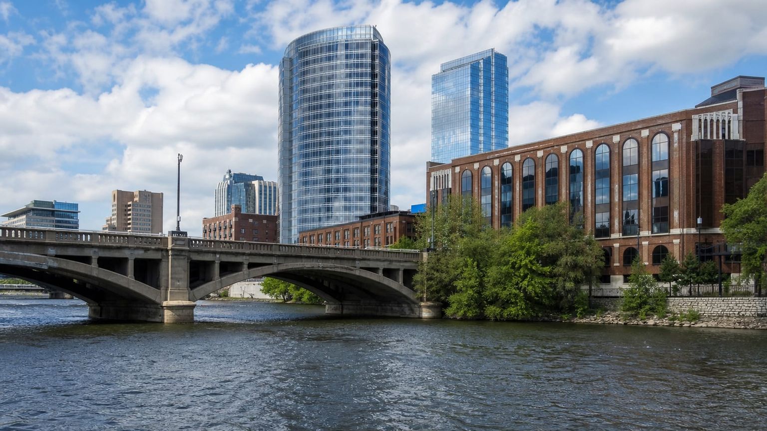Grand Rapids travel guide: How to experience the city without rushing 27 Day 1: Arrival and Adjustment