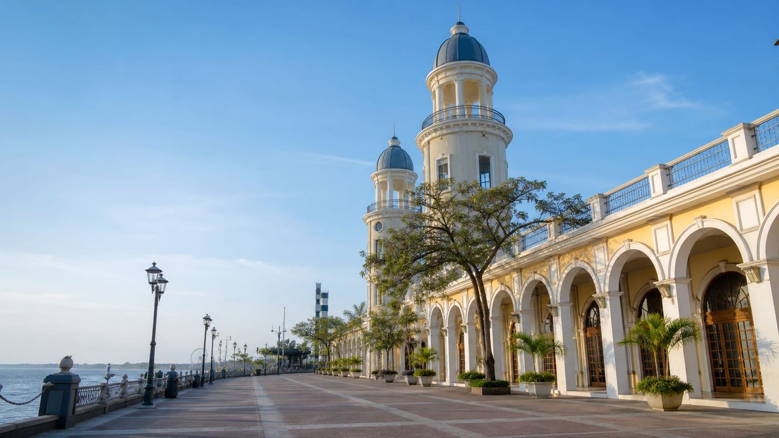 Guayaquil travel guide: How to experience the city without rushing 21 Malecón 2000