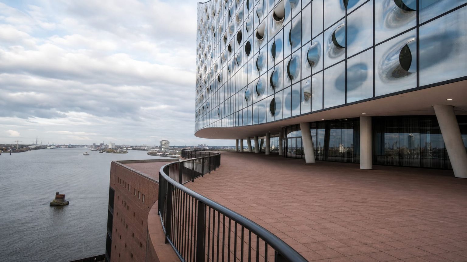 Hamburg travel guide: How to experience the city without rushing 28 Day 2: Rathaus and Speicherstadt