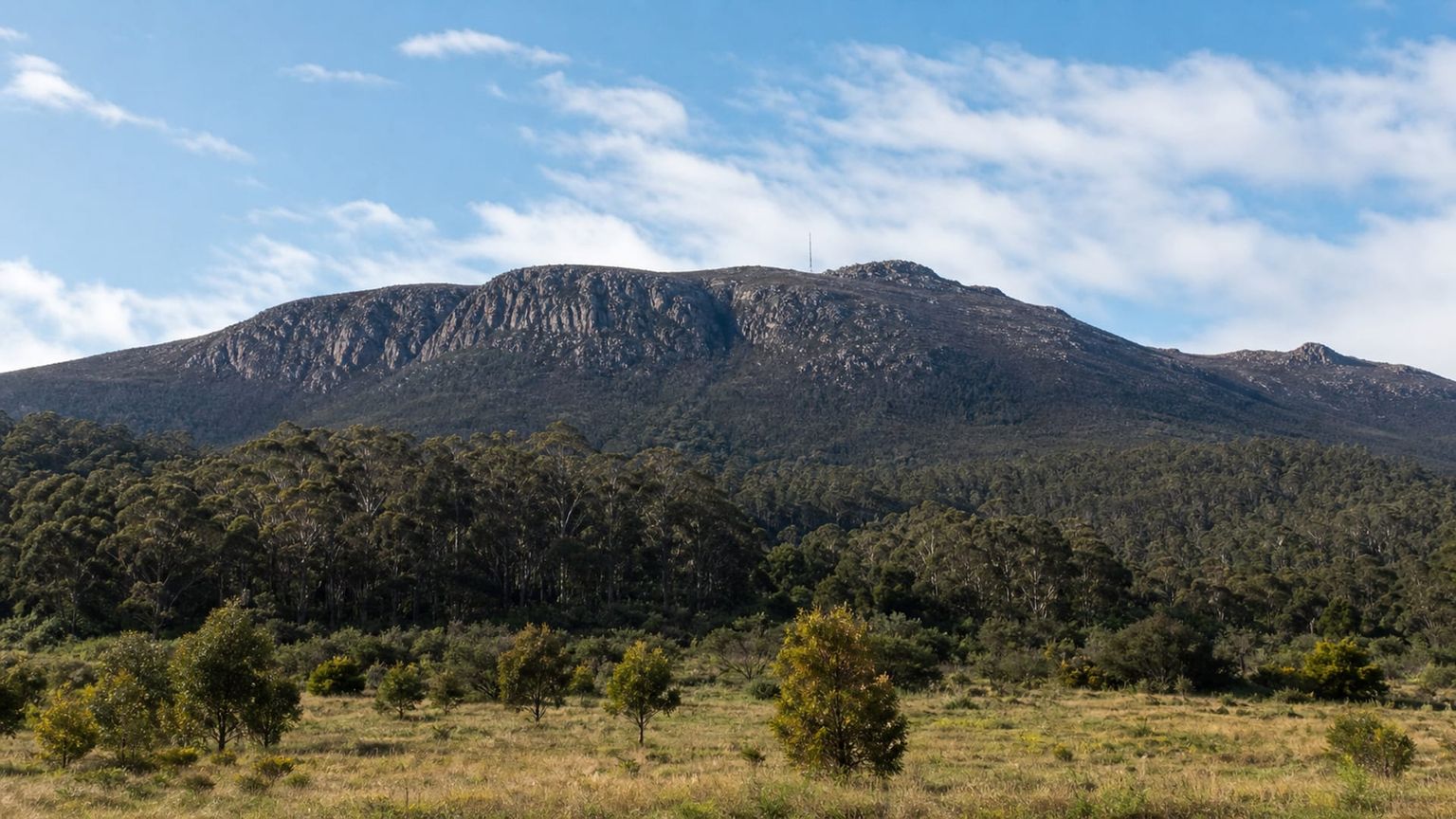 Hobart travel guide: How to experience the city without rushing 23 kunanyi / Mount Wellington