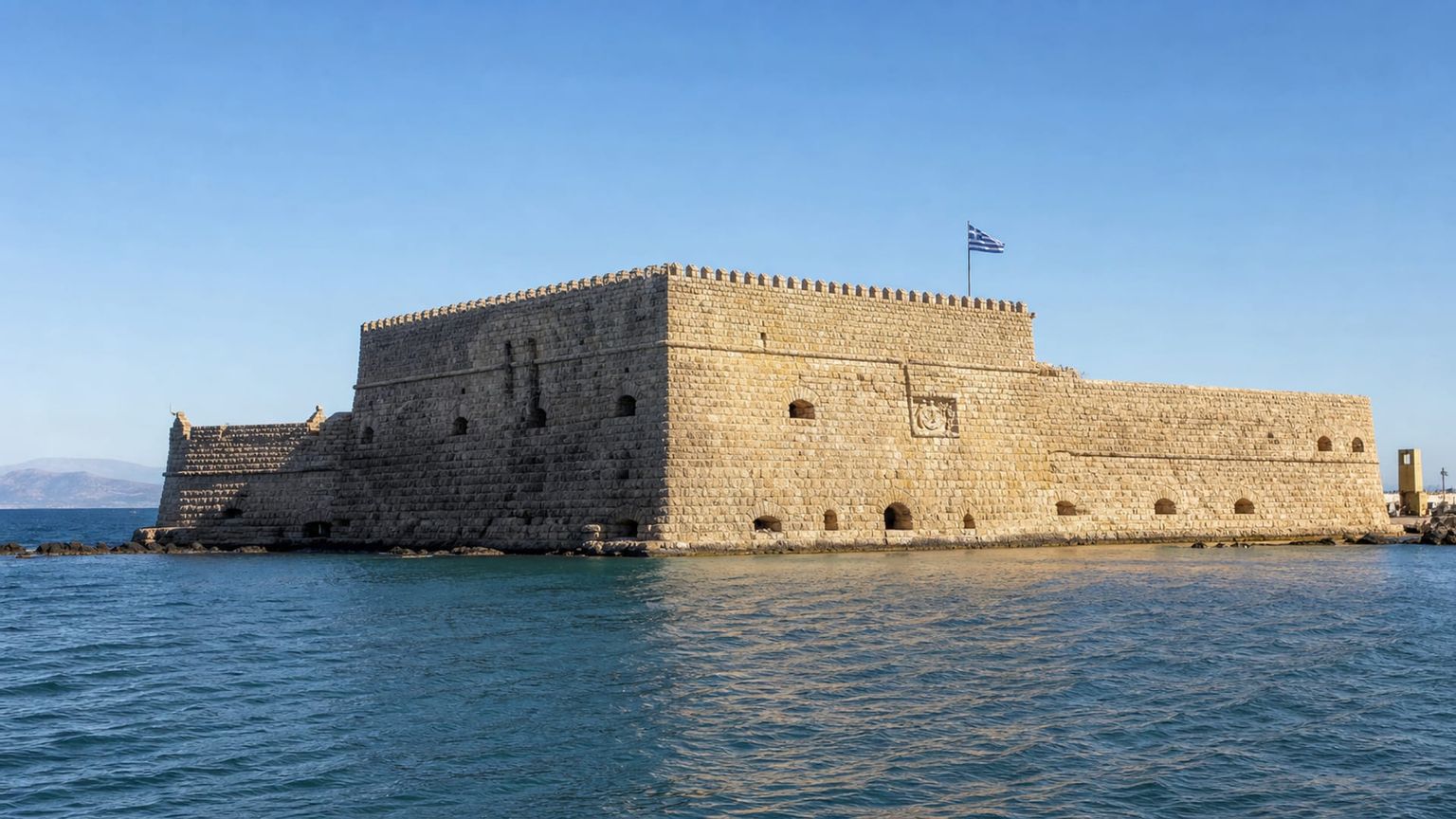 Irákleion travel guide: How to experience the city without rushing 21 Koules Fortress