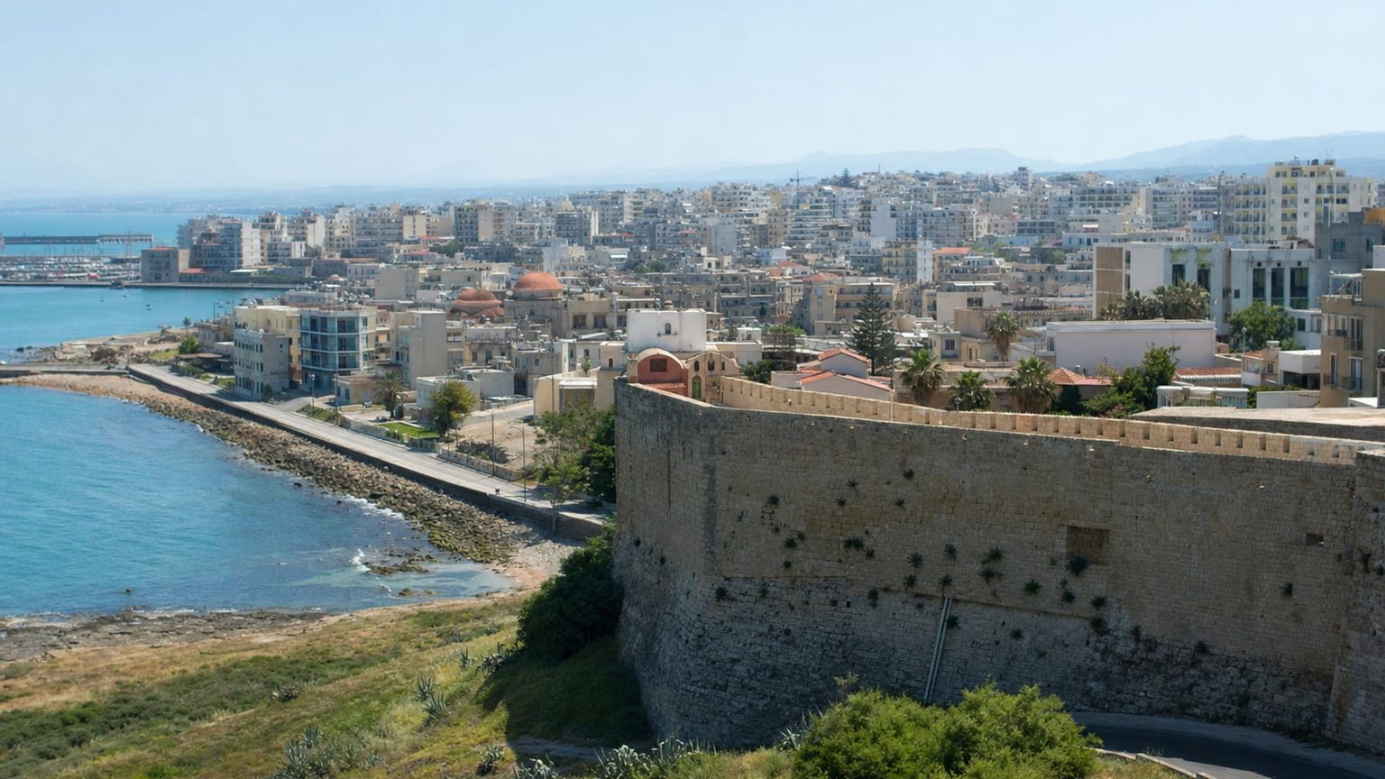 Irákleion travel guide: How to experience the city without rushing 3 Useful things to know