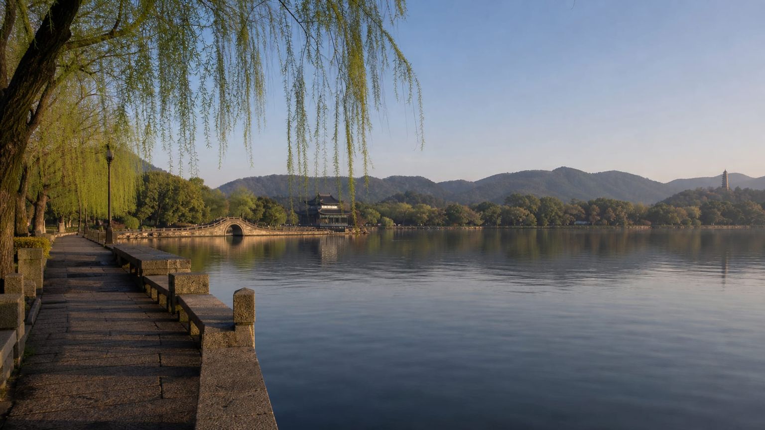 Hangzhou travel guide: How to experience the city without rushing 14 West Lake