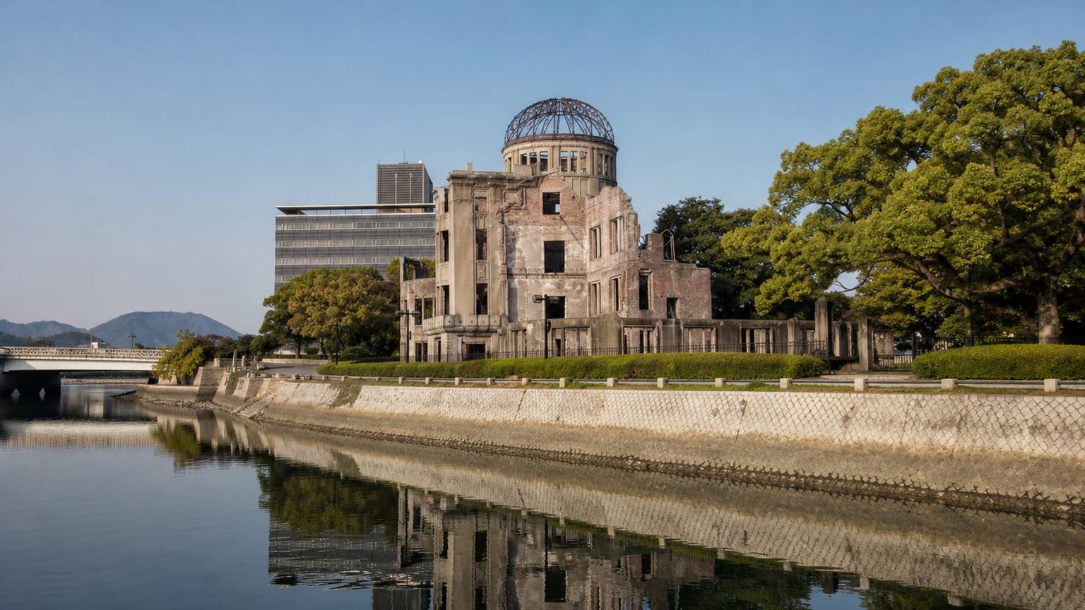 Hiroshima travel guide: How to experience the city without rushing 3 Useful things to know