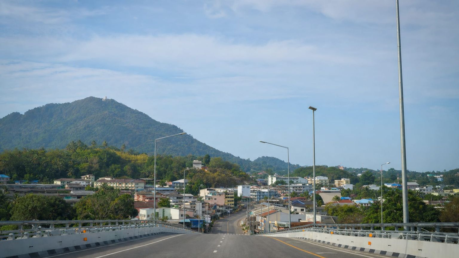 Phuket travel guide: How to experience the city without rushing 32 Business-class flights from the US to Phuket