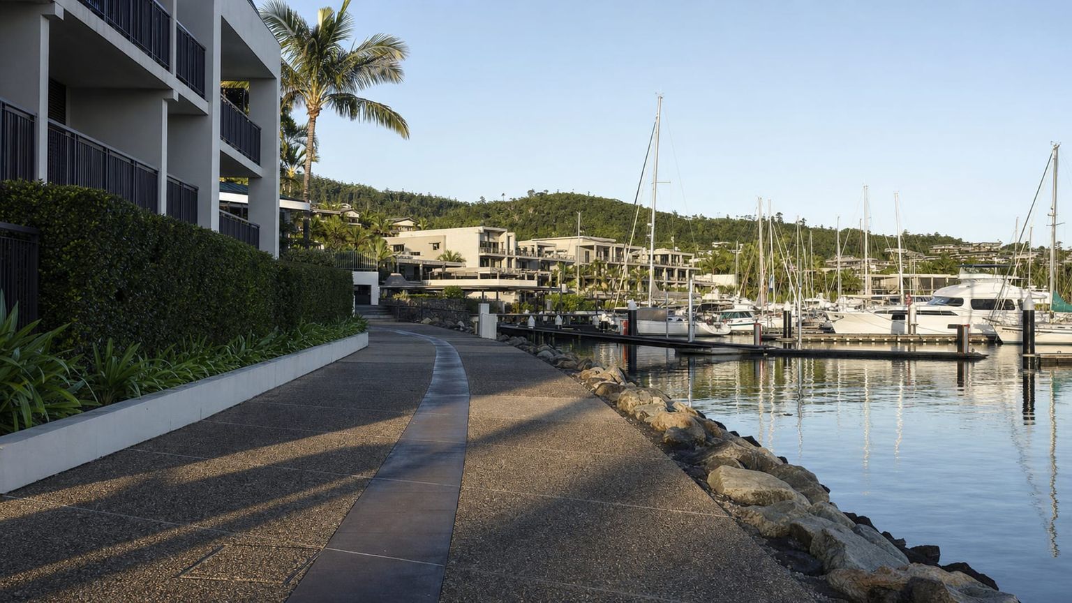 Hamilton Island travel guide: How to experience the city without rushing 14 Hamilton Island Marina