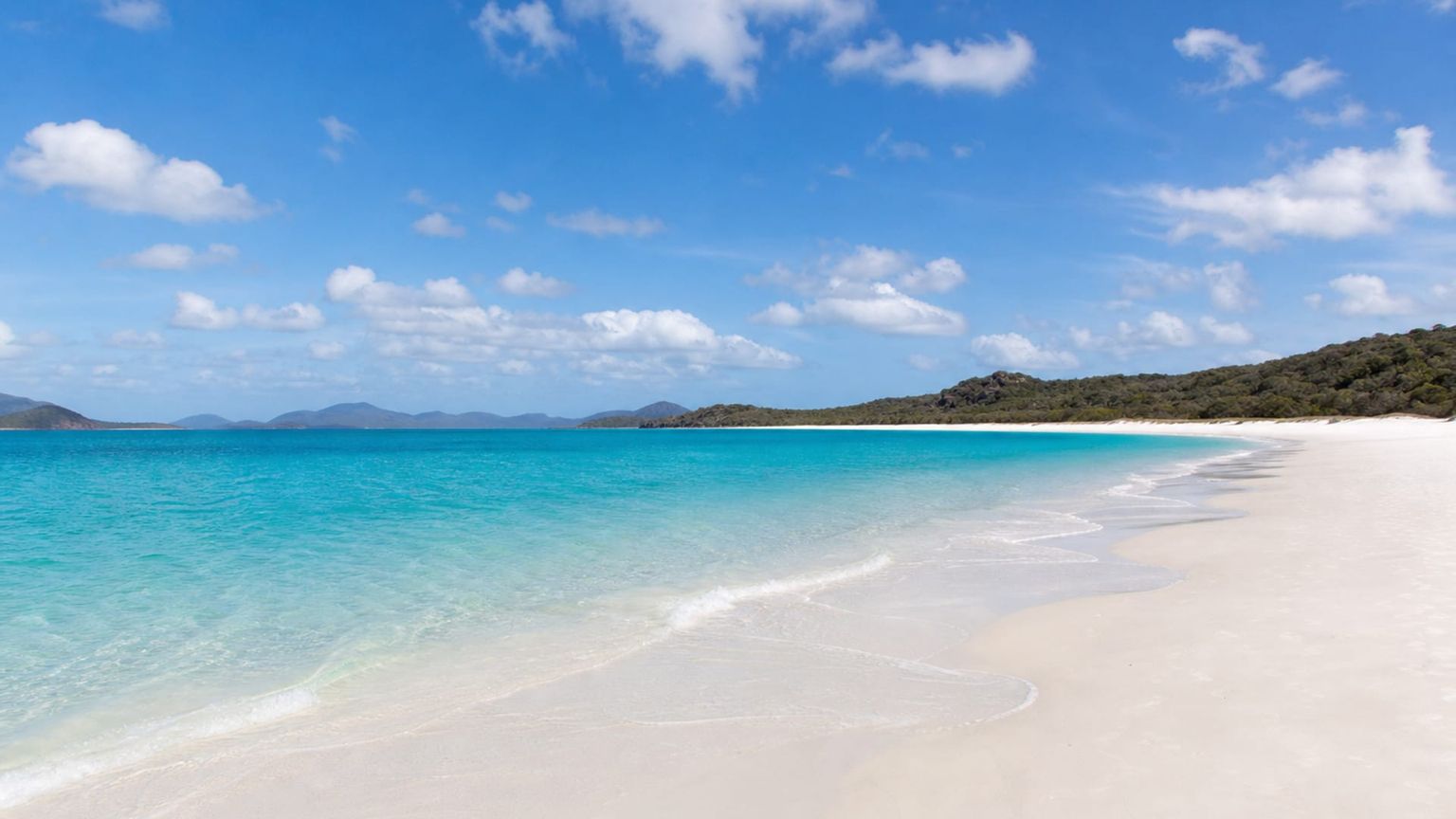 Hamilton Island travel guide: How to experience the city without rushing 20 Whitehaven Beach