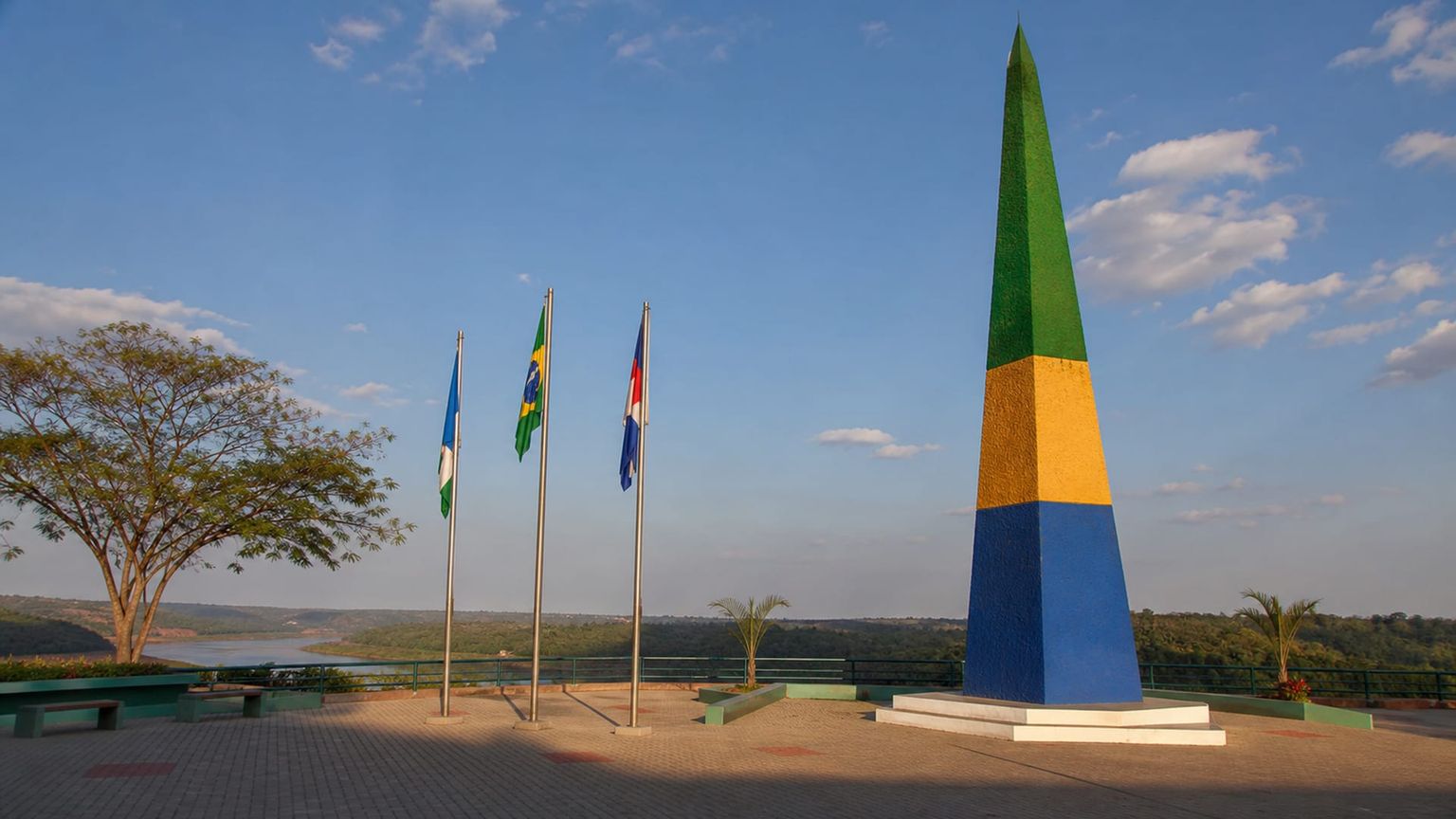 Foz do Iguaçu travel guide: How to experience the city without rushing 23 Three Borders Landmark