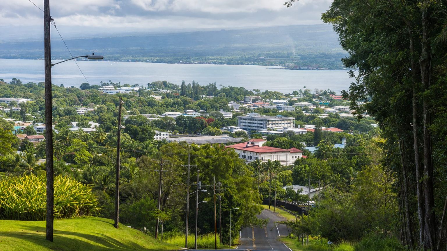 Hilo travel guide: How to experience the city without rushing 32 Business-class flights from the US to Hilo